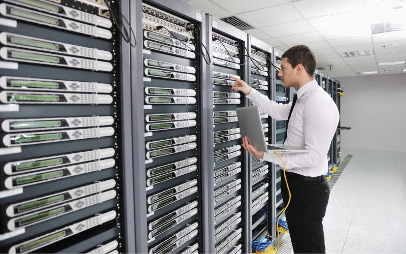 Data center server rack (titan dt)